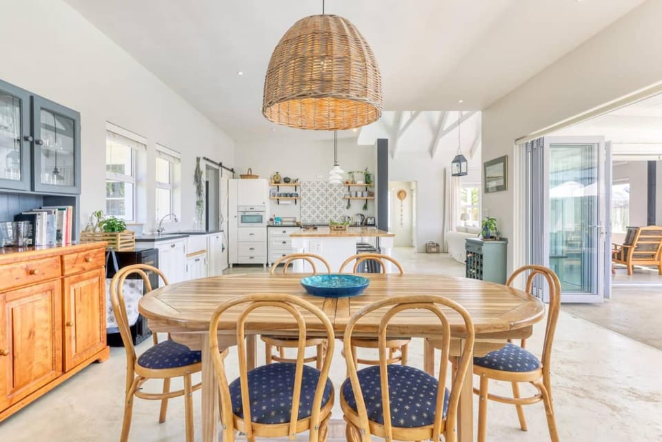 Lavender Cottage House in Cape Town