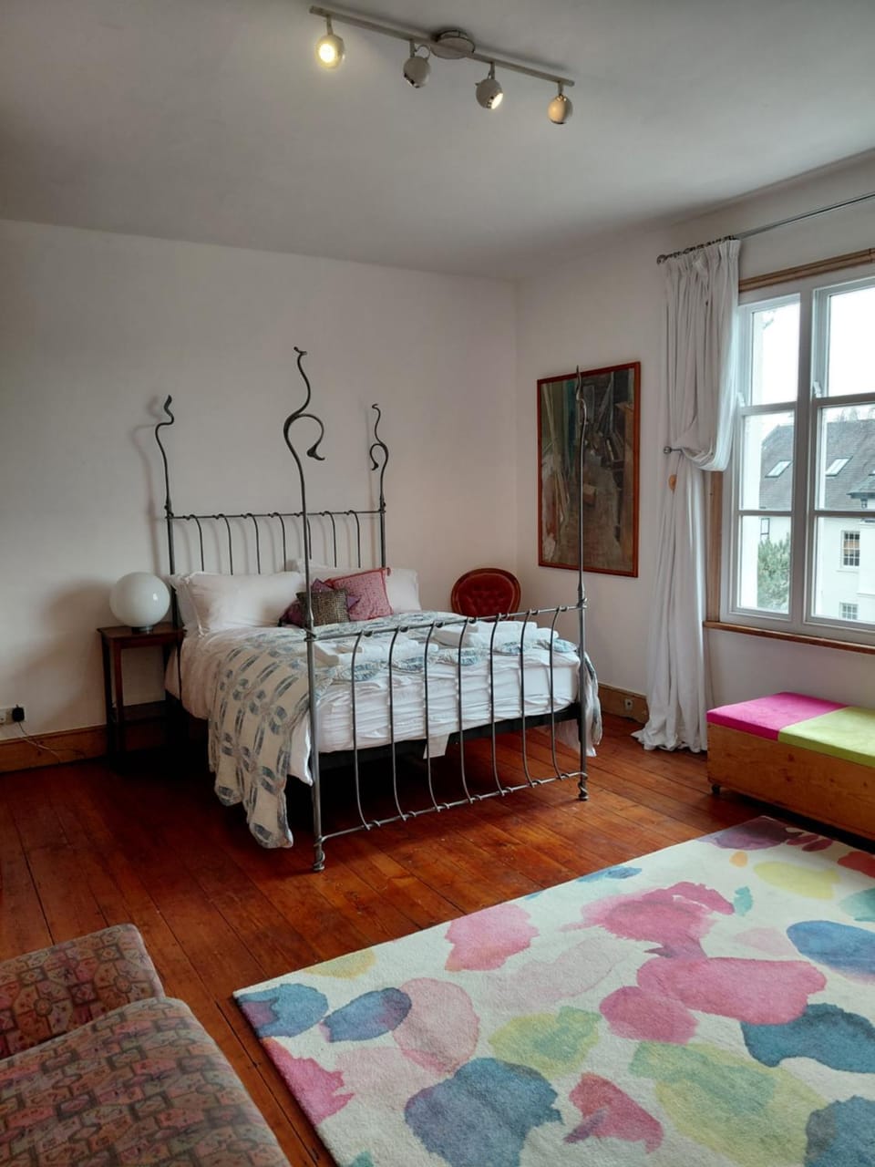 Truly unique property 4 Bedrooms sleeps 8 with Parking House in Nottingham