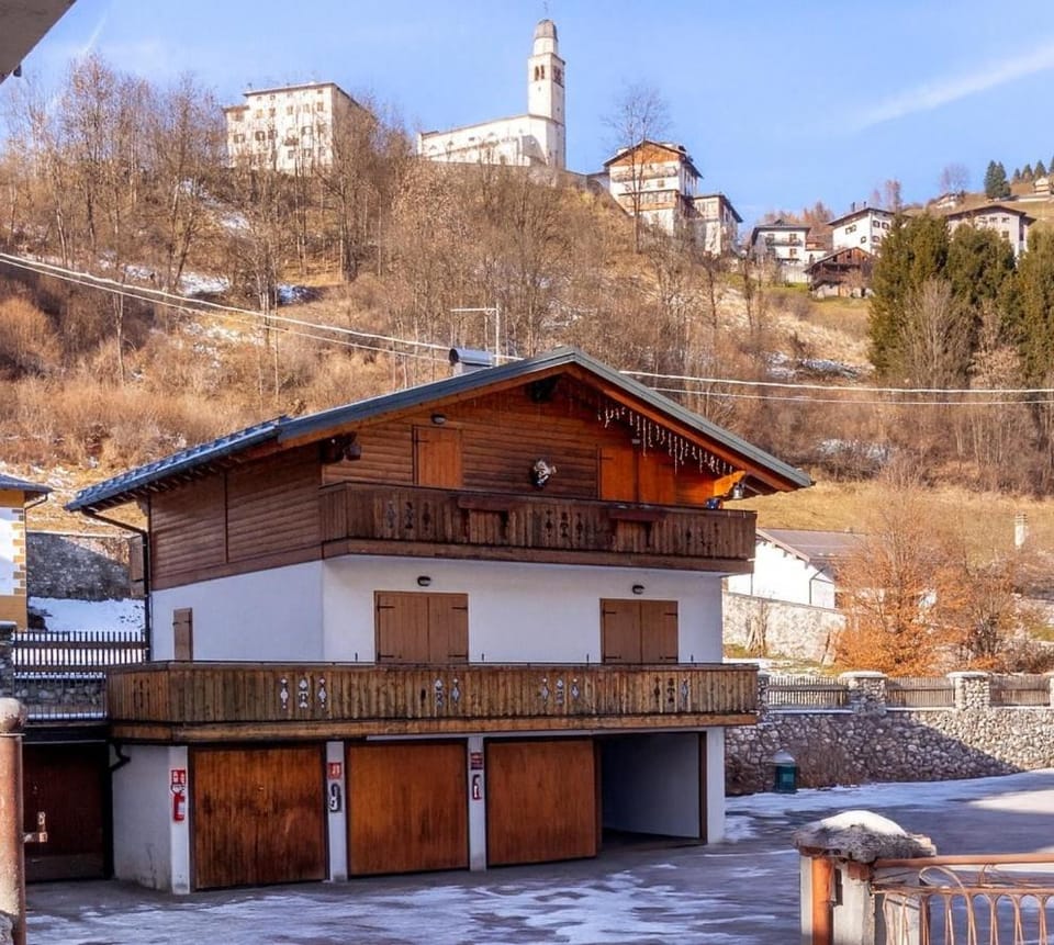 The Dolomites Lodge Apartment in Veneto