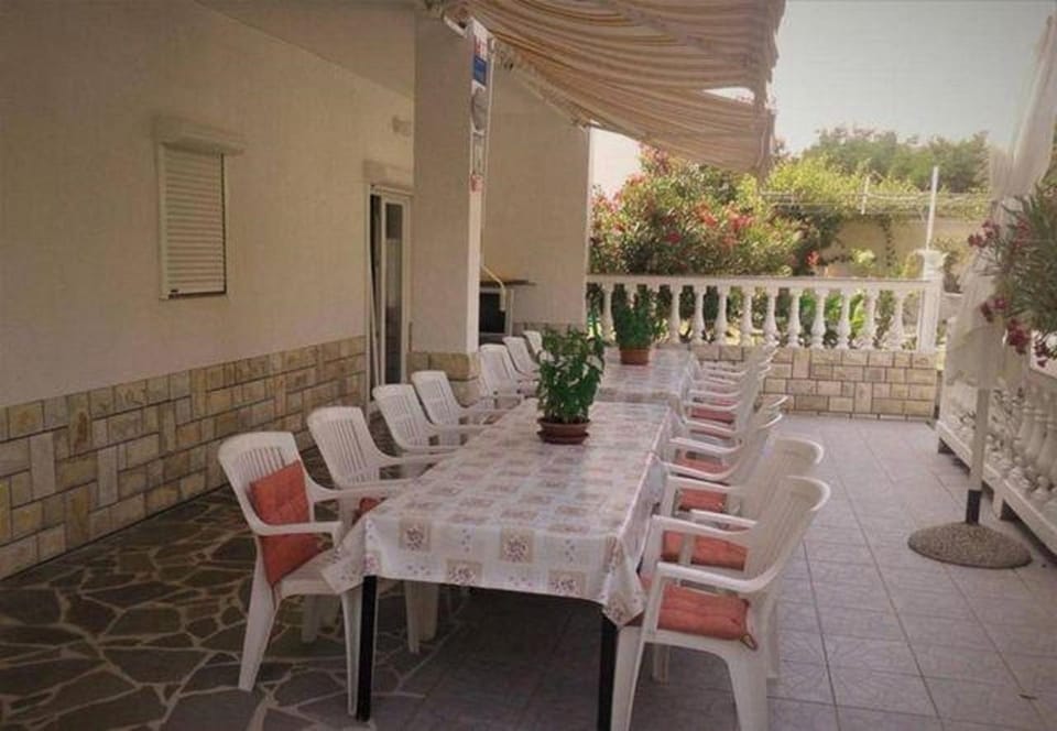 Mile Ferienhaus excellent location close to Rab House in Lika-Senj County