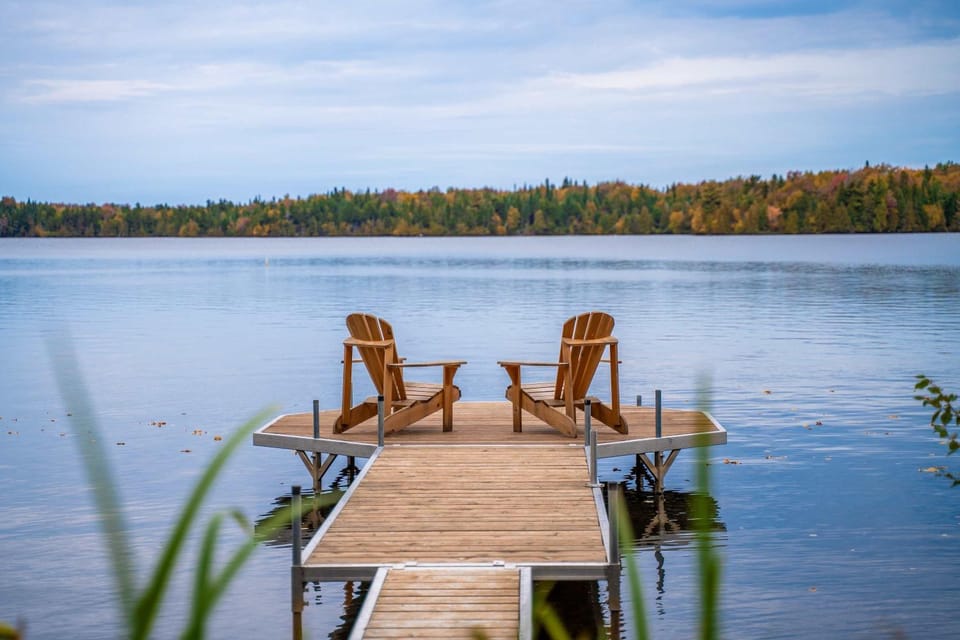 Lakefront - Quai 948 Chalet in Maine