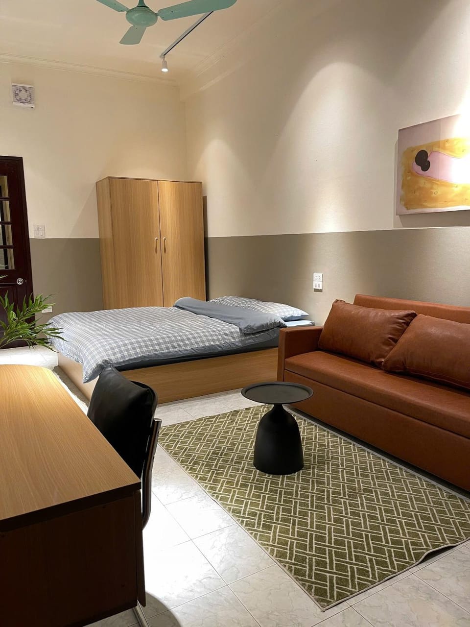 Bed, Living room, Photo of the whole room, Seating area, Bedroom, wardrobe