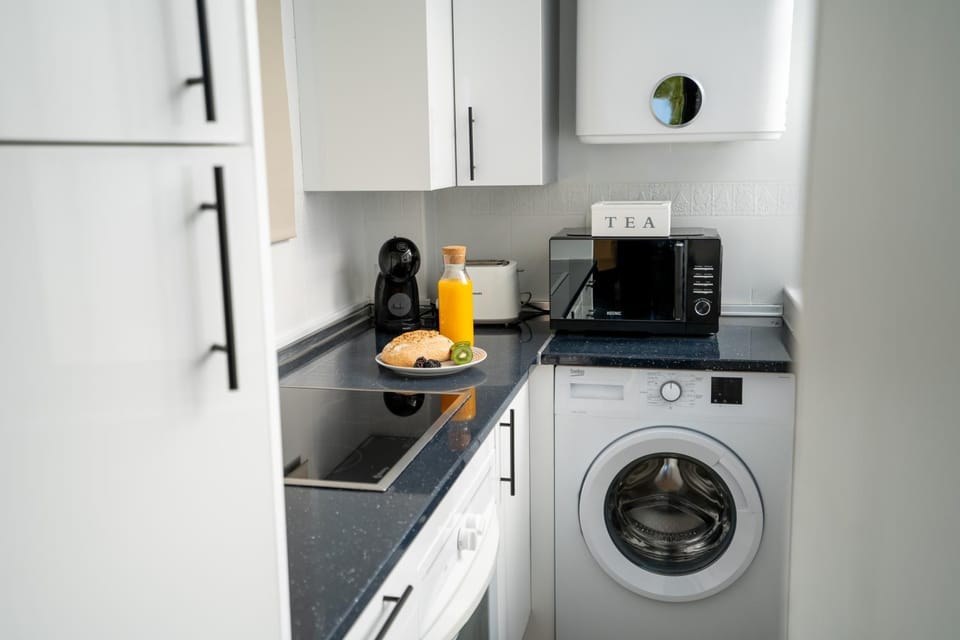 Kitchen or kitchenette, stove