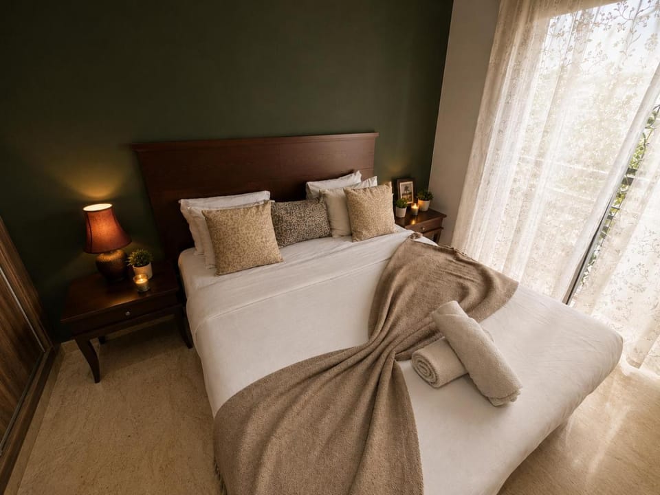 Cozy & Bright, Free Parking, Tram Apartment in Casablanca