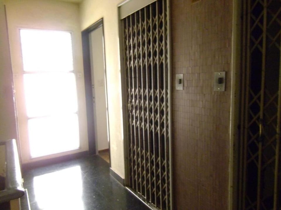 Santa Fe2 - Espacioso y con excelente ubicación en Recoleta Apartment in Buenos Aires