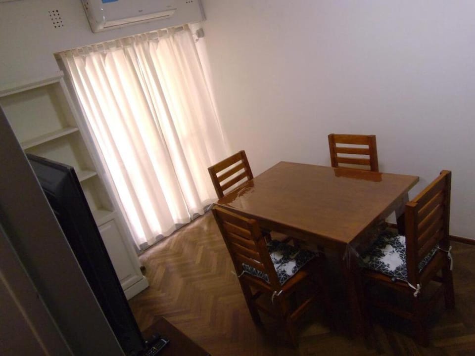 Santa Fe2 - Espacioso y con excelente ubicación en Recoleta Apartment in Buenos Aires