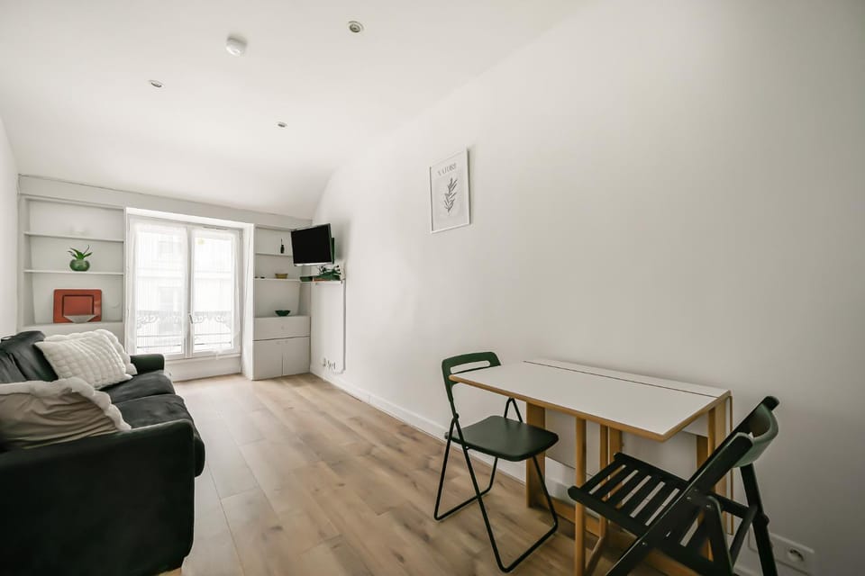 Le Cloud - Paris Centre - Métro 5 - Wifi - 2 prs Apartment in Paris
