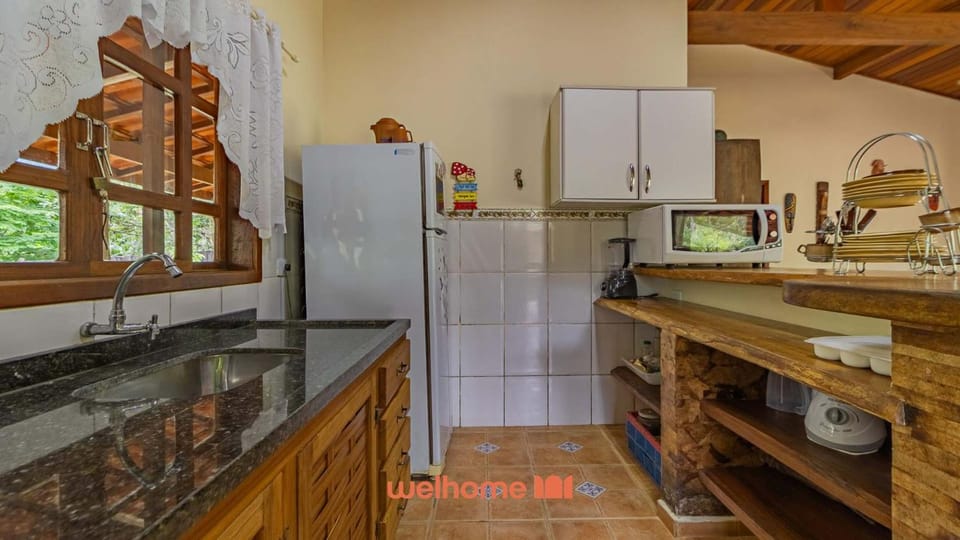 Casa aconchegante em Ubatuba com Churrasqueira House in State of Rio de Janeiro