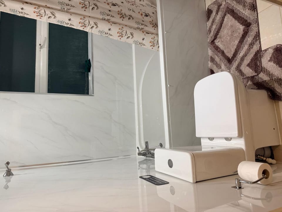 Bathroom, Bath