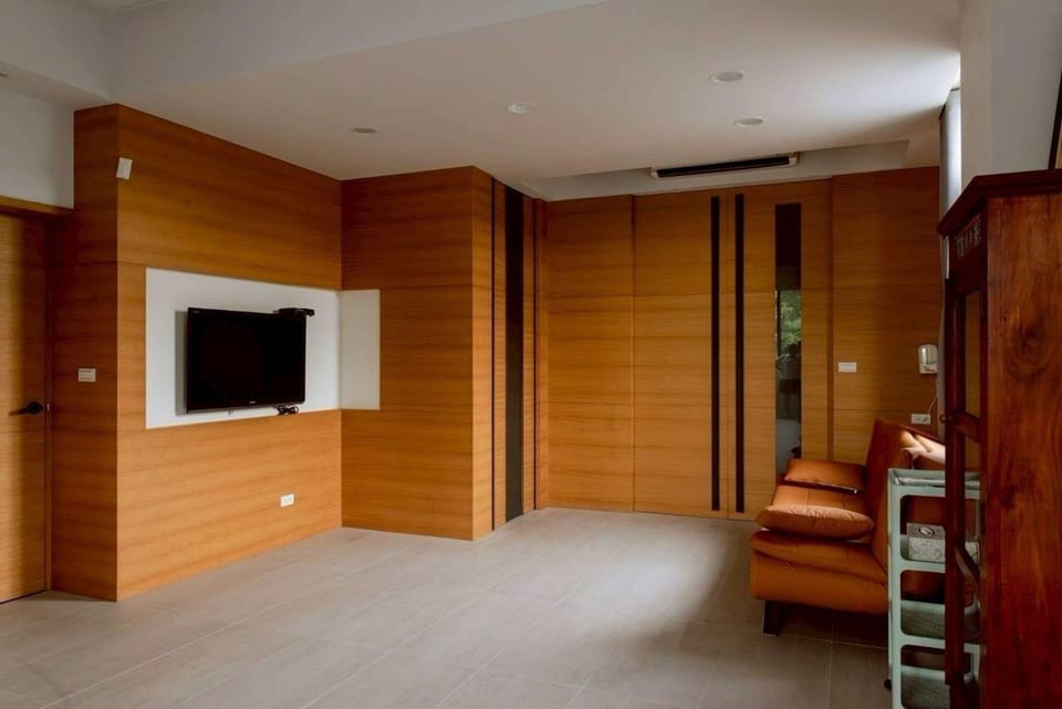 TV and multimedia, Seating area, Evening entertainment