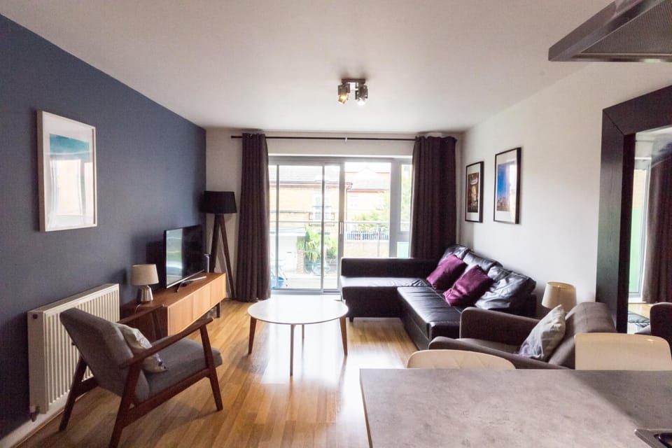 Communal lounge/ TV room, TV and multimedia, Living room
