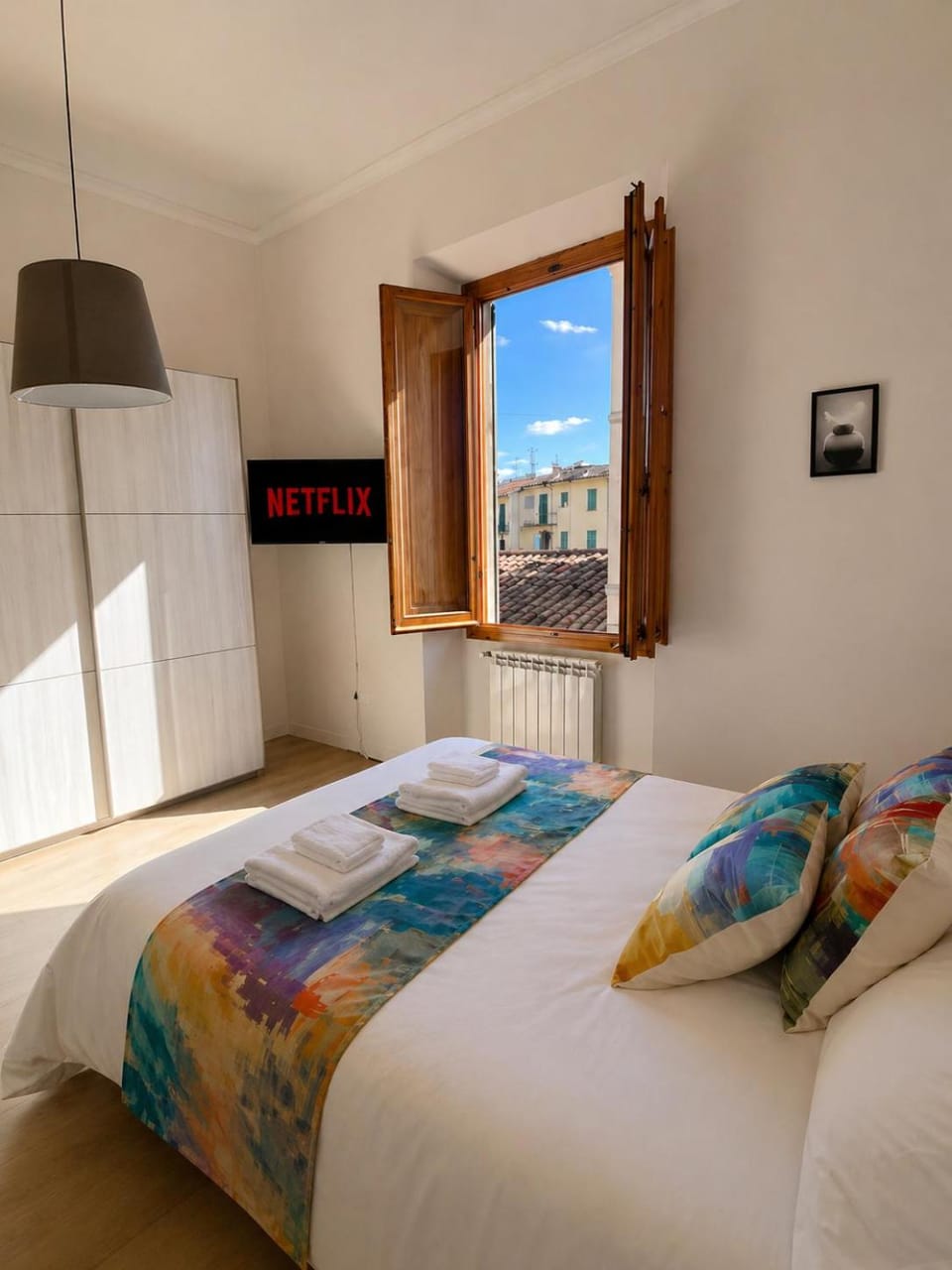 Bedroom, air conditioner