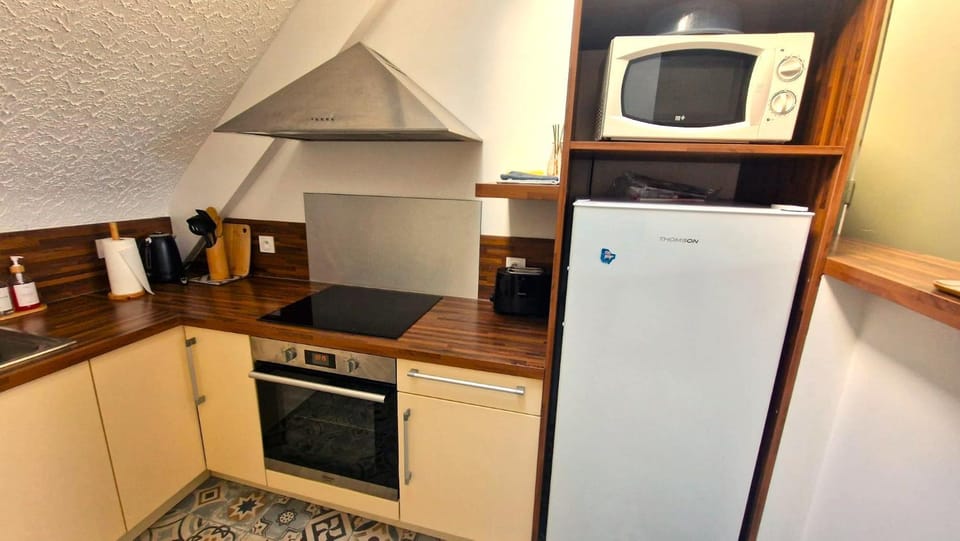 Appart cocooning proche du port-Véranda tropical Apartment in Perros-Guirec