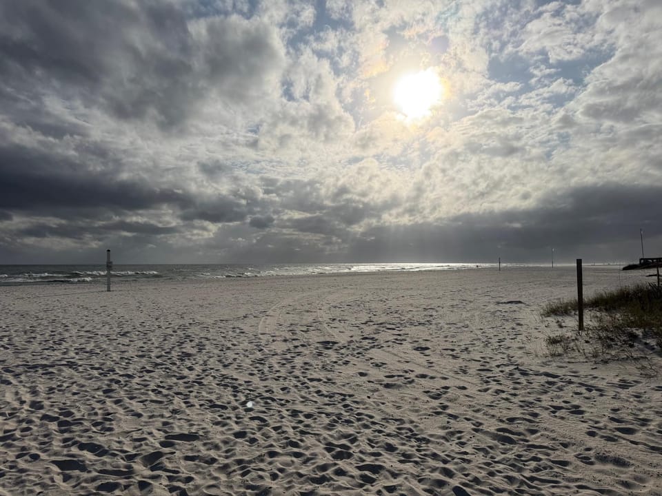 Latitude 107 2 bedroom walk to beach Apartment hotel in Orange Beach