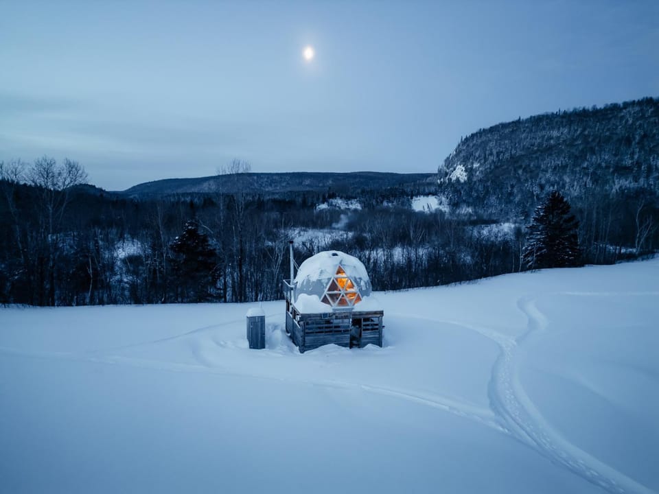 Prêt-à-camper, dôme Campground/ 
RV Resort in La Tuque