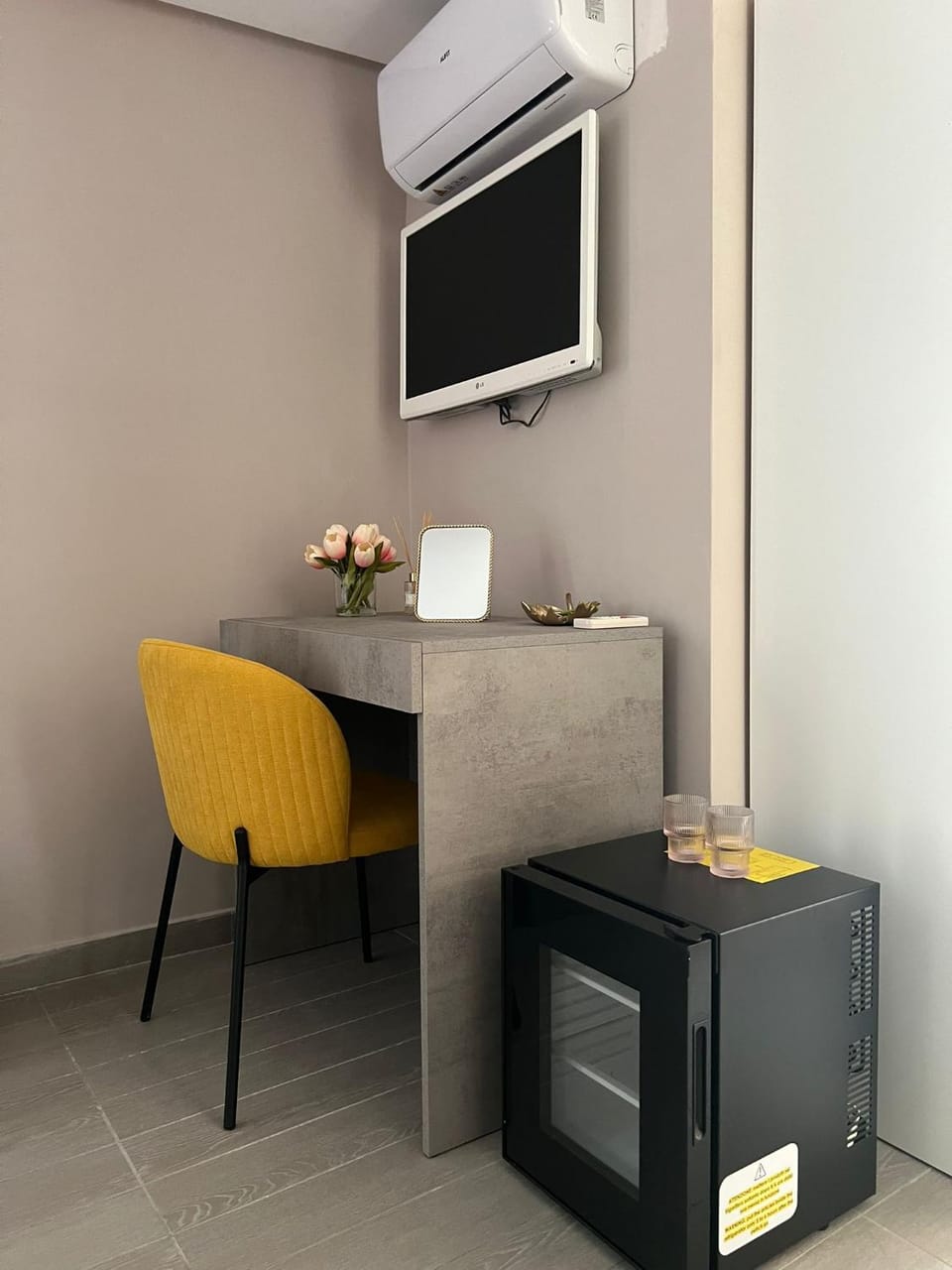 Lola suite Napoli House in Naples