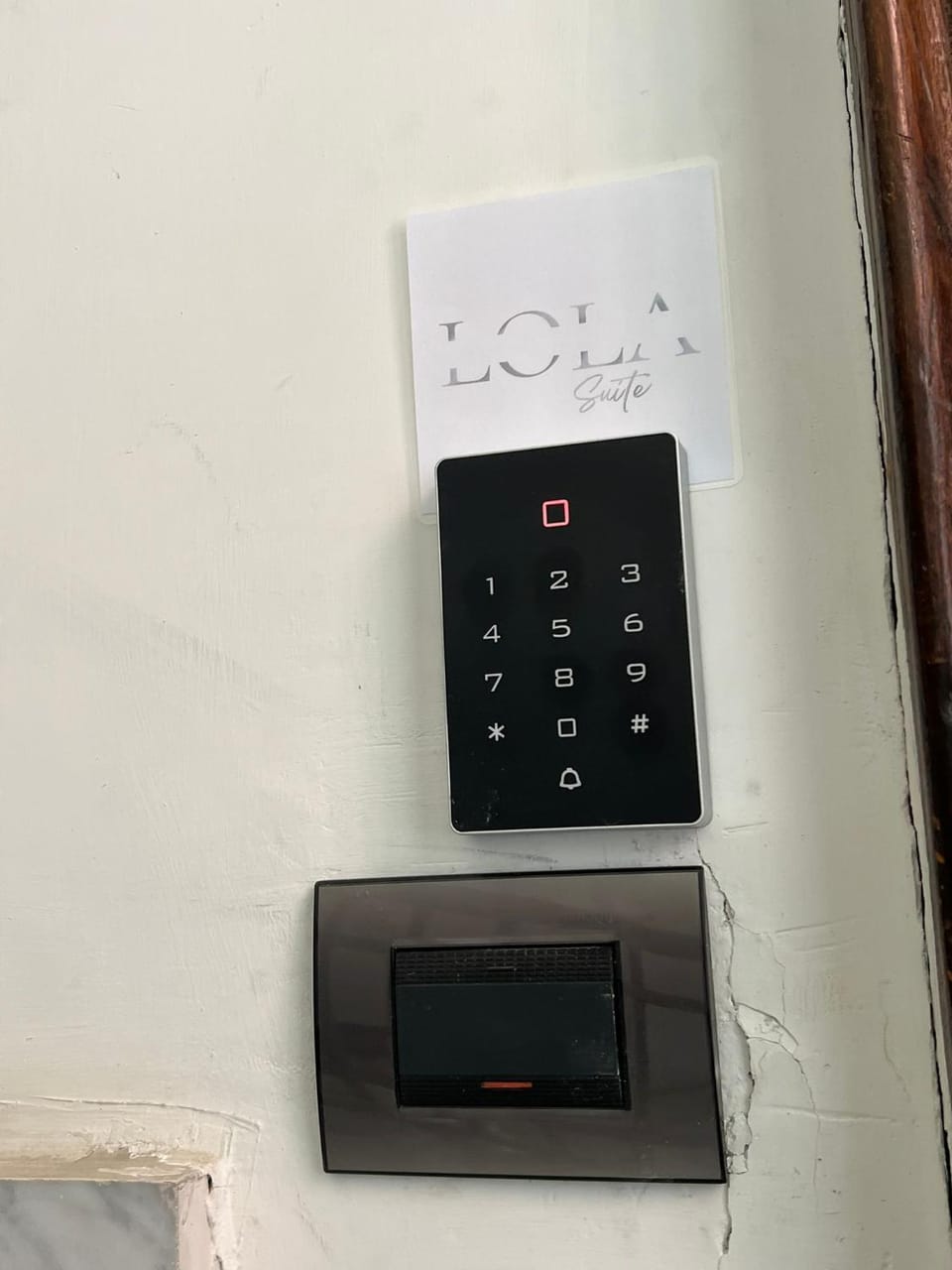 Lola suite Napoli House in Naples