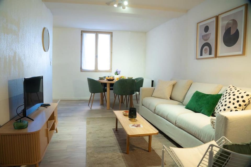 Hyères centre, 2 chambres, idéal pour famille Apartment in Hyères