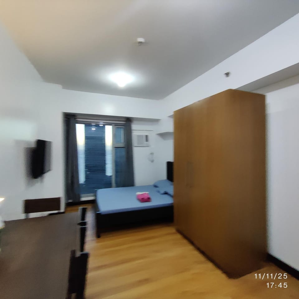 8Adriatico Condo near US Embassy Apartment hotel in Manila City