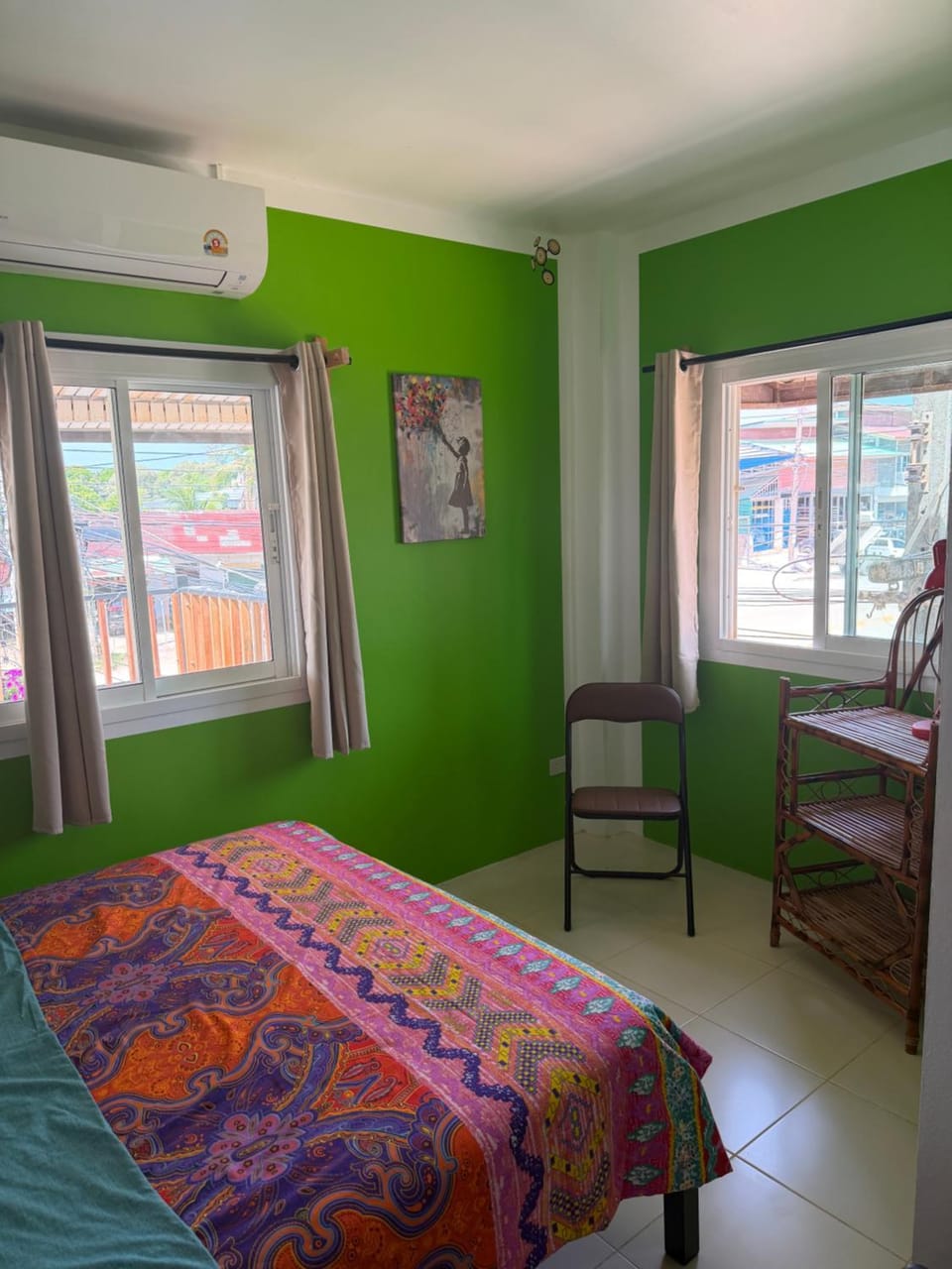 Photo of the whole room