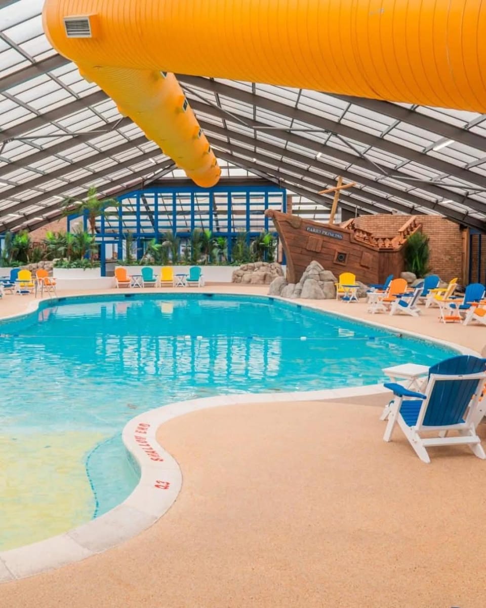 Swimming pool, Swimming pool