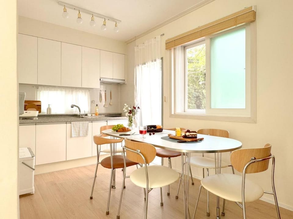 WarmStay Yongsan Central Seoul Family Home House in Seoul