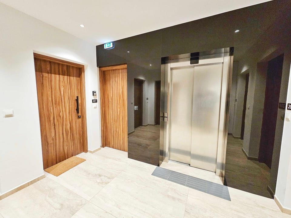 elevator