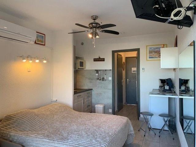 604 STUDIO 2 pers HELIOPOLIS vue jardins Apartment in Agde