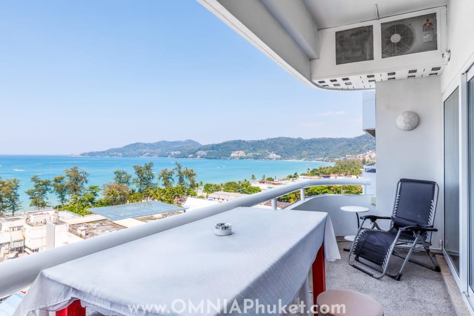 OMNIAPhuket - Sea View Patong Tower 100m to Beach Apartment in Patong