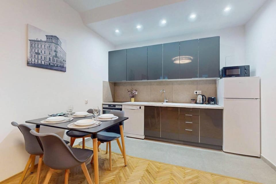 Cozy Stay Downtown Obozna Apartment in Warsaw