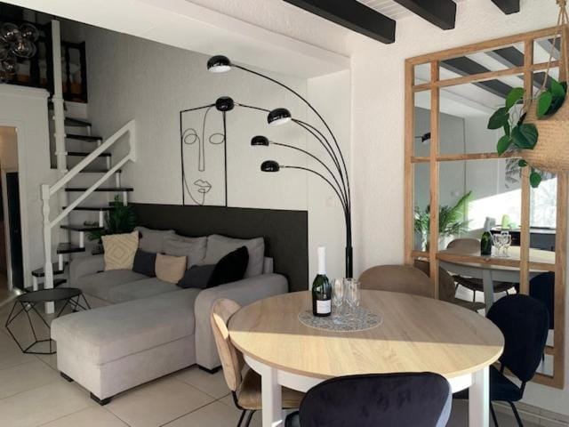 378 VILLA 4 pers Héliovillage Villa in Agde