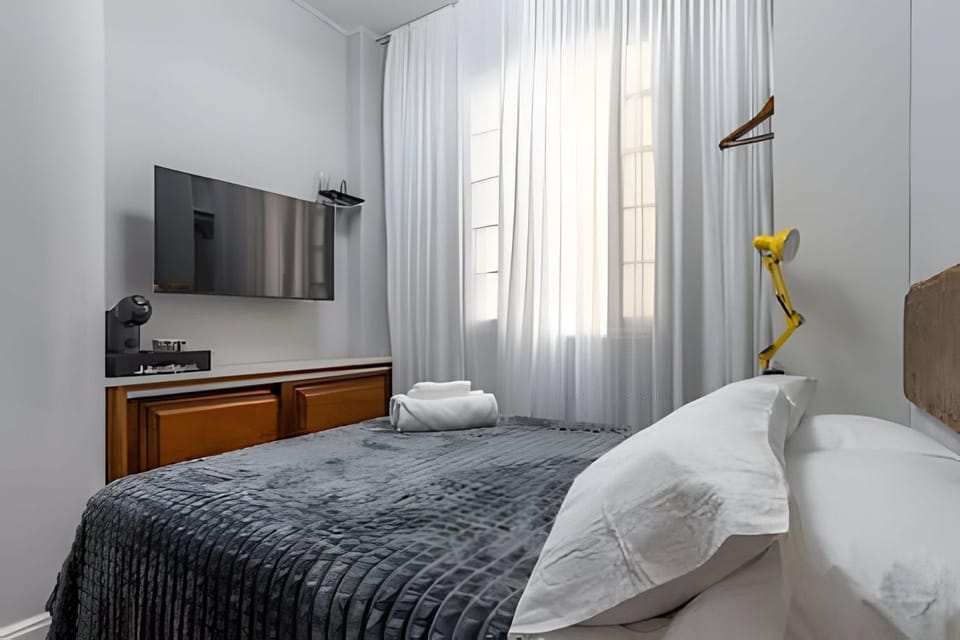 Bed, TV and multimedia