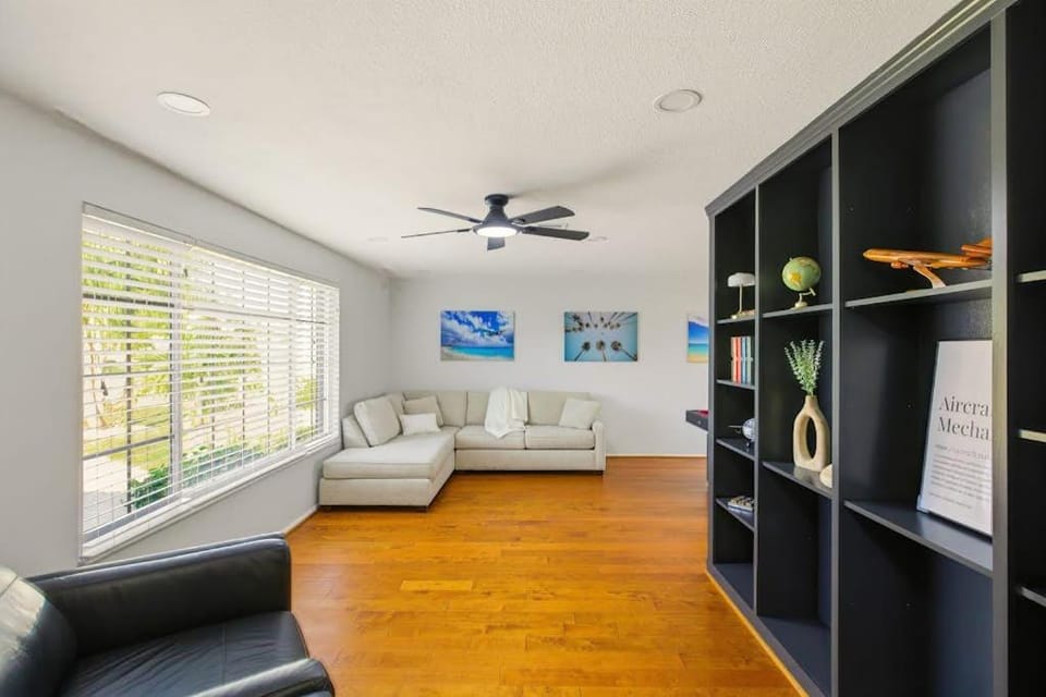 Tailwinds and Tides House in Charlotte Park
