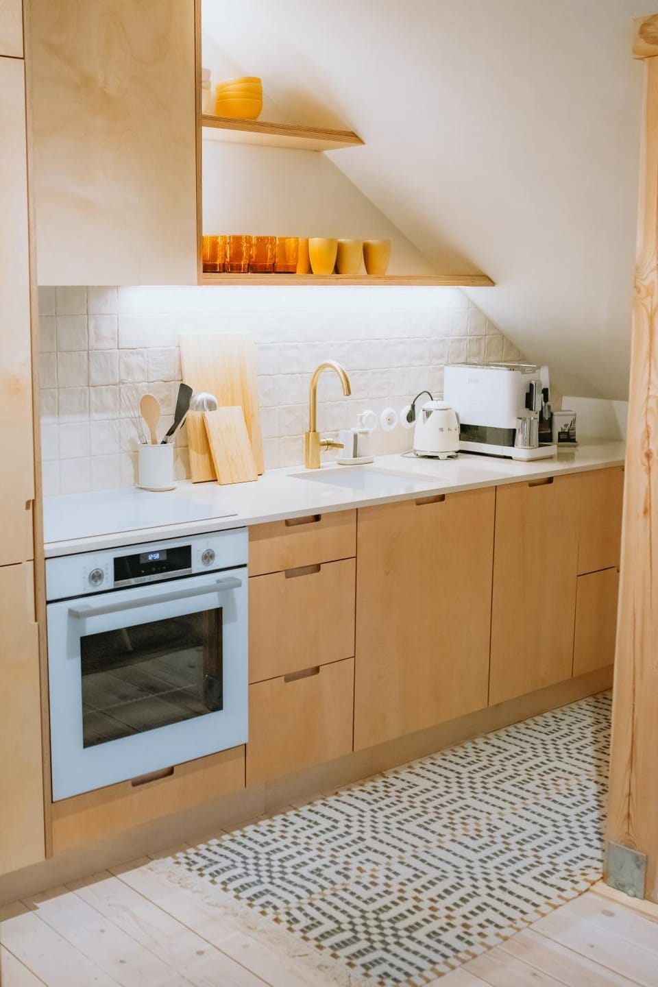 Coffee/tea facilities, Kitchen or kitchenette