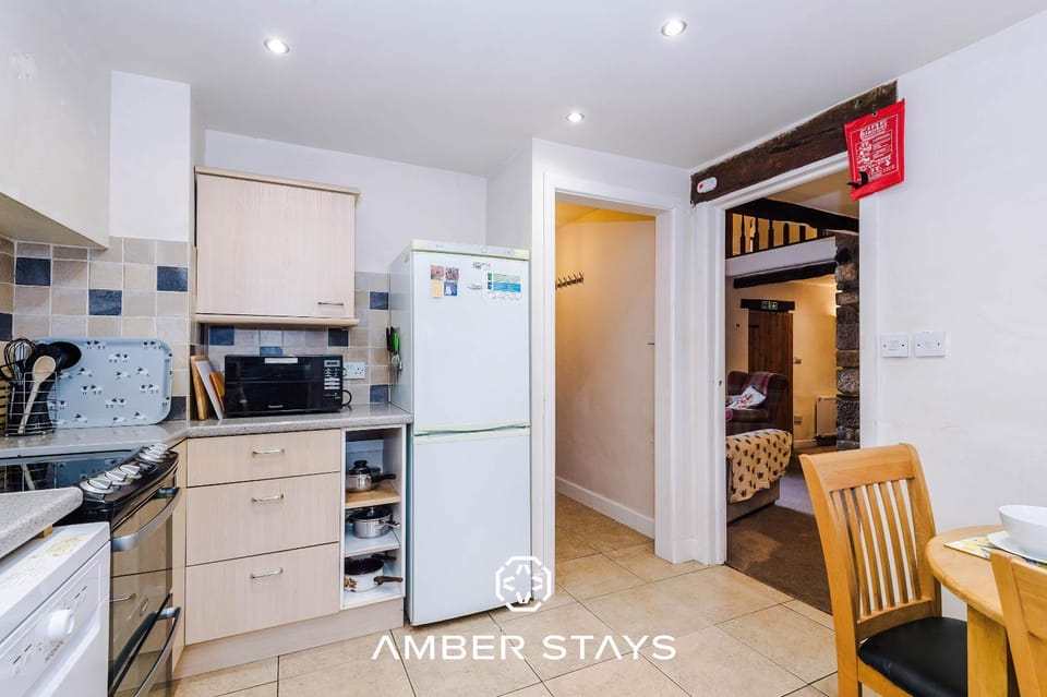 Sunny Side Barn in Cracoe North Yorkshire by Amber Stays Perfect for Big Groups and Leisure Stays, Sleep 8 and Parking House in Craven District