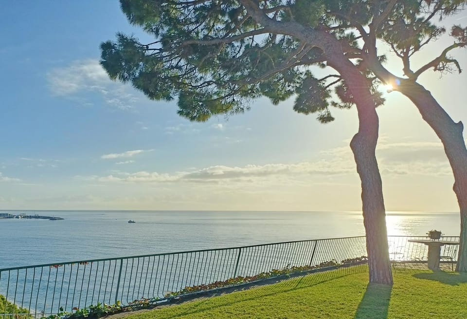 View (from property/room), Garden view, Sea view