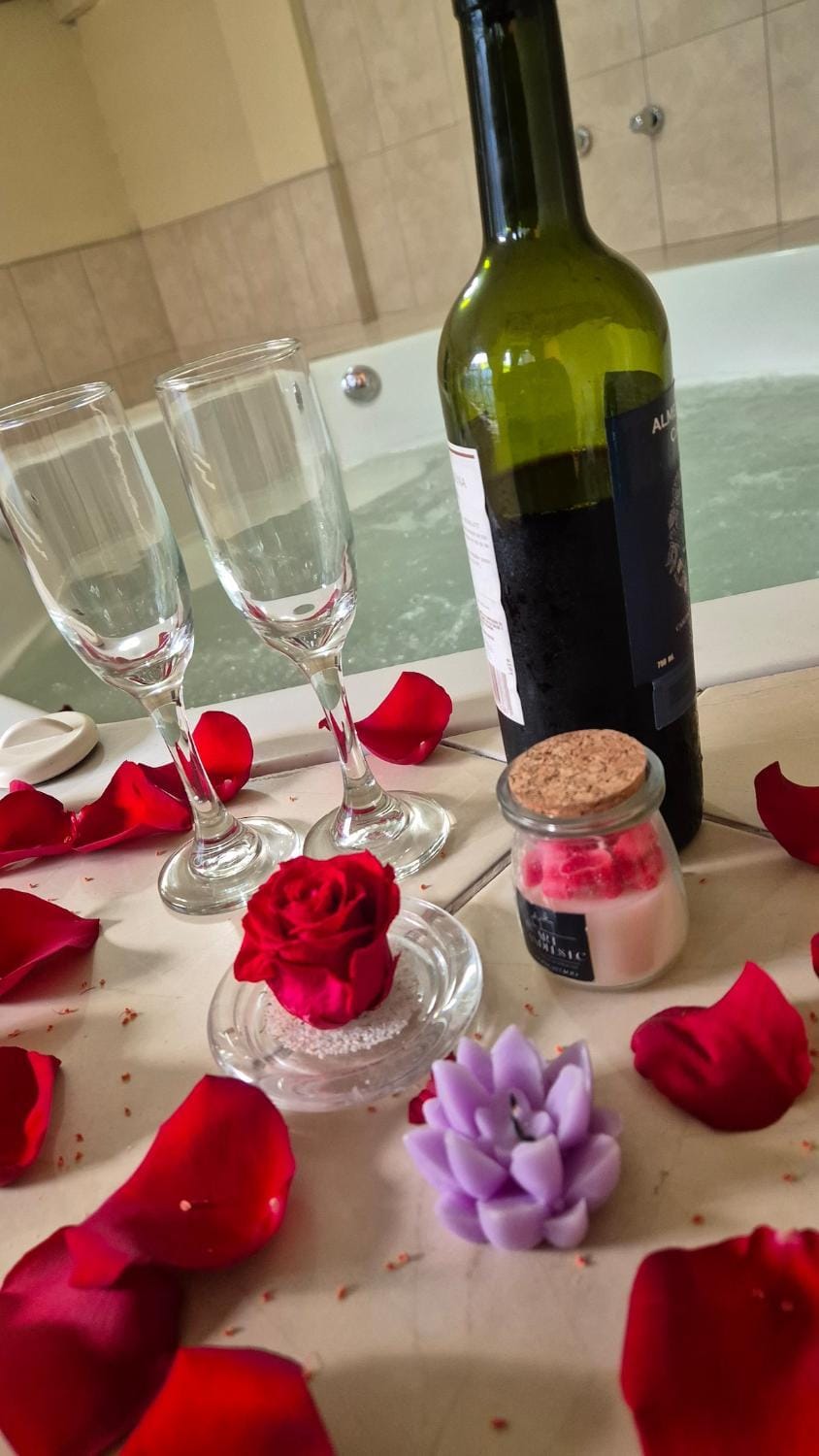 Premium Accommodation - Private Jacuzzi Apartment in Quito