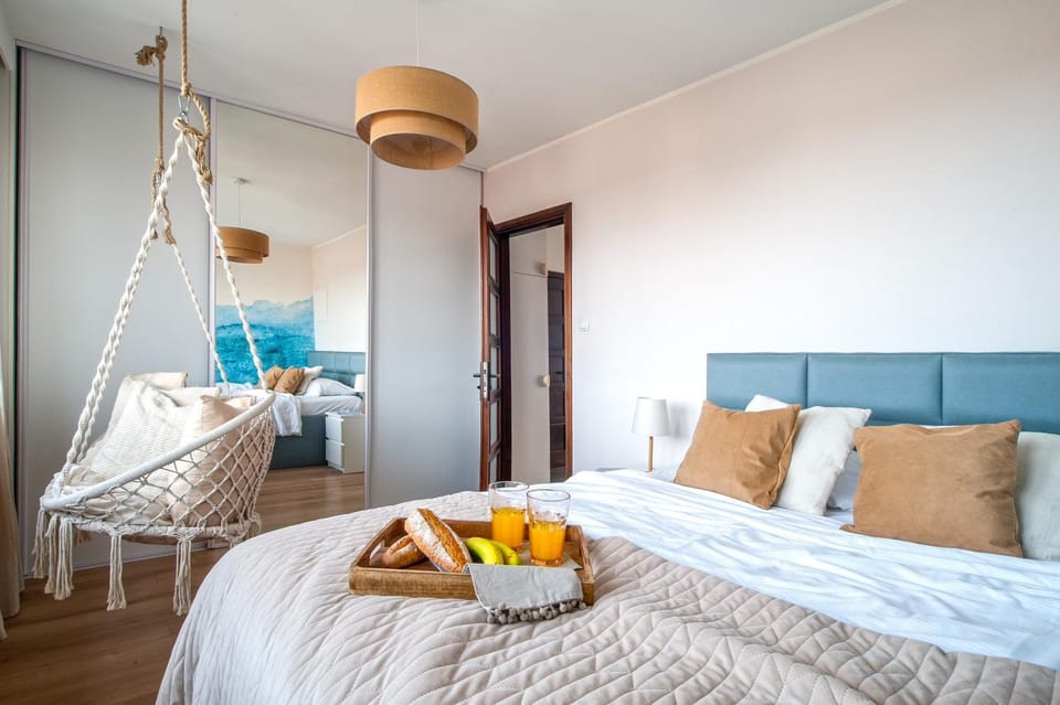 Unikalny apartament z widokiem na morze, 100 metrów od plaży Gdańsk by AVALON ATELIER Apartment in Gdansk