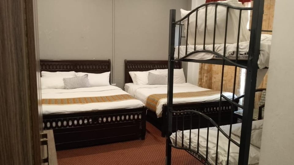 Photo of the whole room, bunk bed