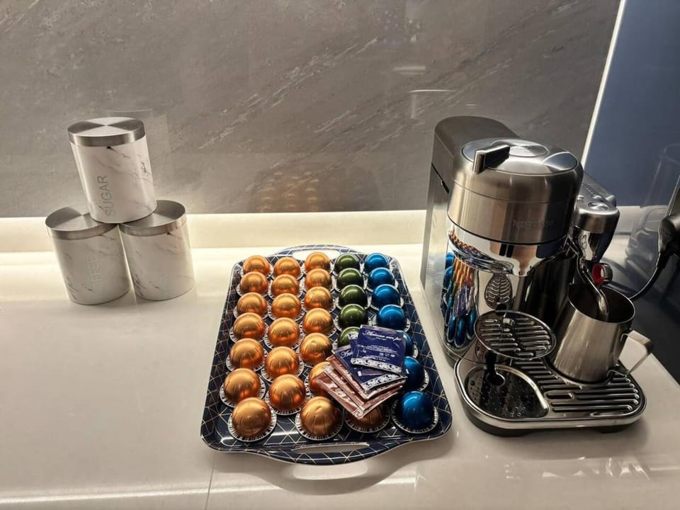 Coffee/tea facilities, Kitchen or kitchenette