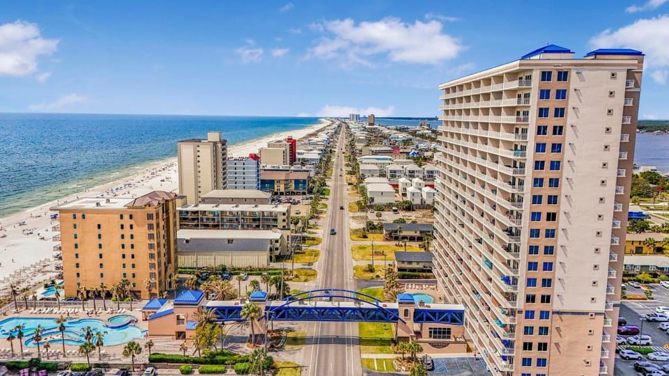 Crystal Tower 906 by Vacation Homes Collection Apartment in West Beach