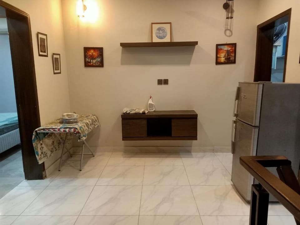 5 Marla 3 beds upto 8 Guest Villa in Lahore
