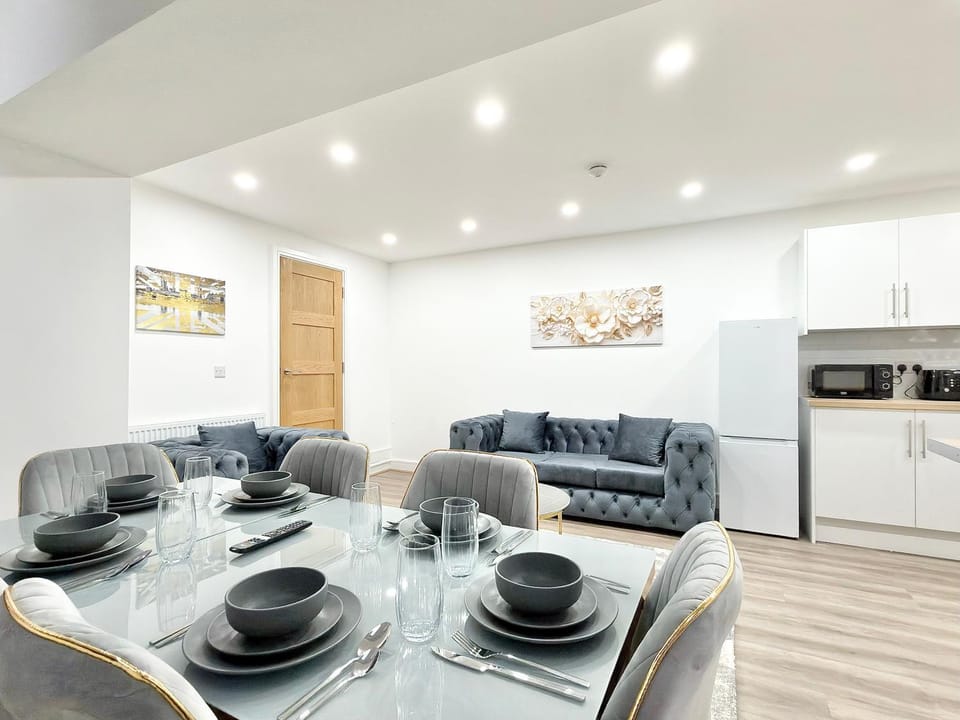Living room, Seating area, Dining area