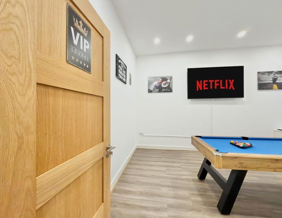 Billiard, Game Room, TV and multimedia, Evening entertainment