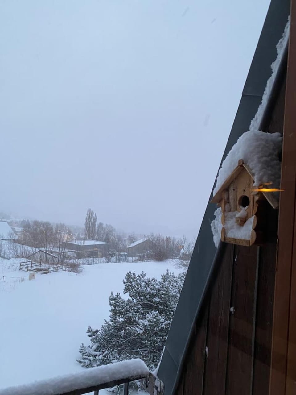 Altitude 1659 - T2 spacieux avec bureau, vue imprenable sur les montagnes Apartment in Bolquère