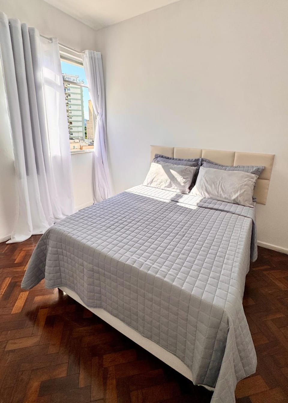 Quarto com Vista Cristo em Copacabana Vacation rental in Rio de Janeiro