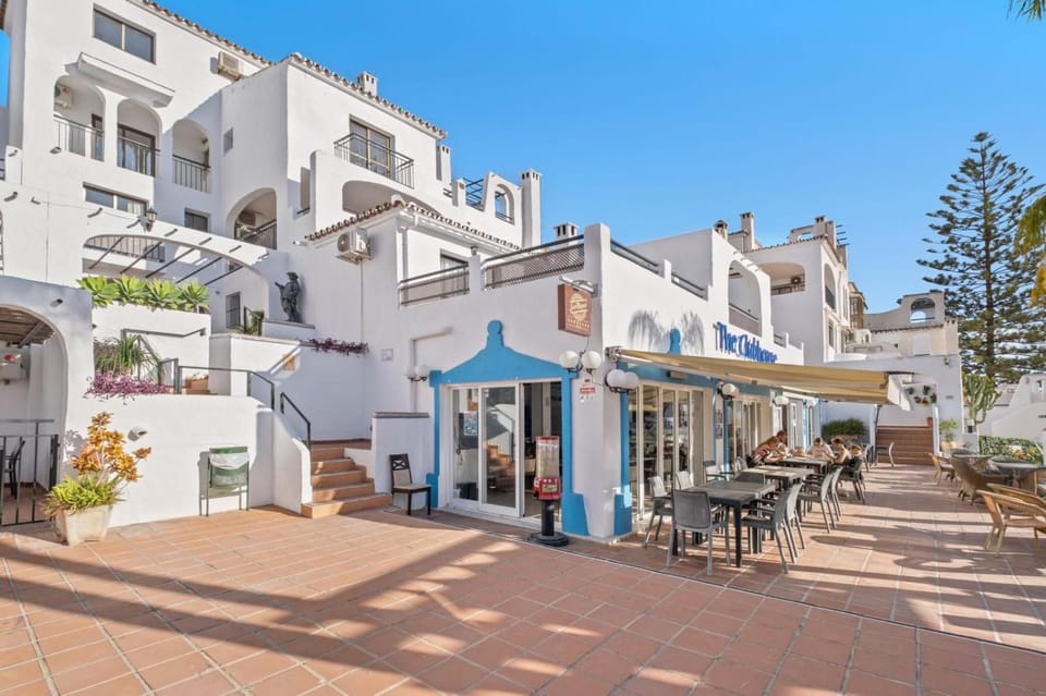 Pueblo Evita Apartamento Abril Apartment in Benalmadena