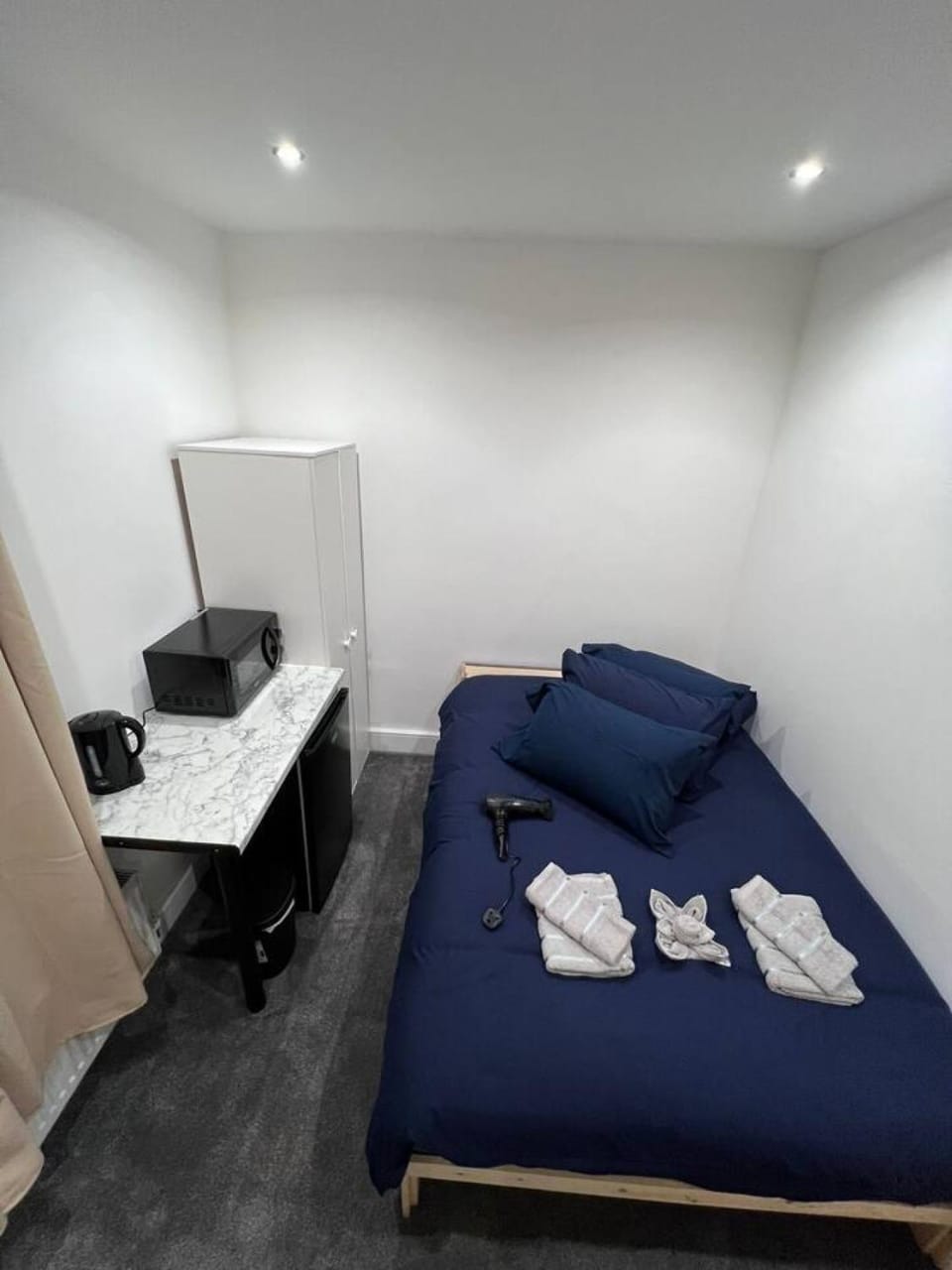 Zone 1, Central London Room Apartment in London Borough of Southwark