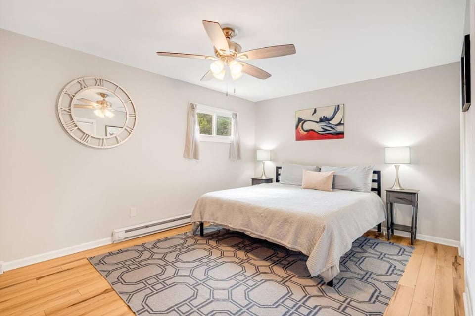Saddle Hills 3 - Mountain Retreat, Balcony, Grill, and 5 Minutes to Downtown! Apartment in Watauga