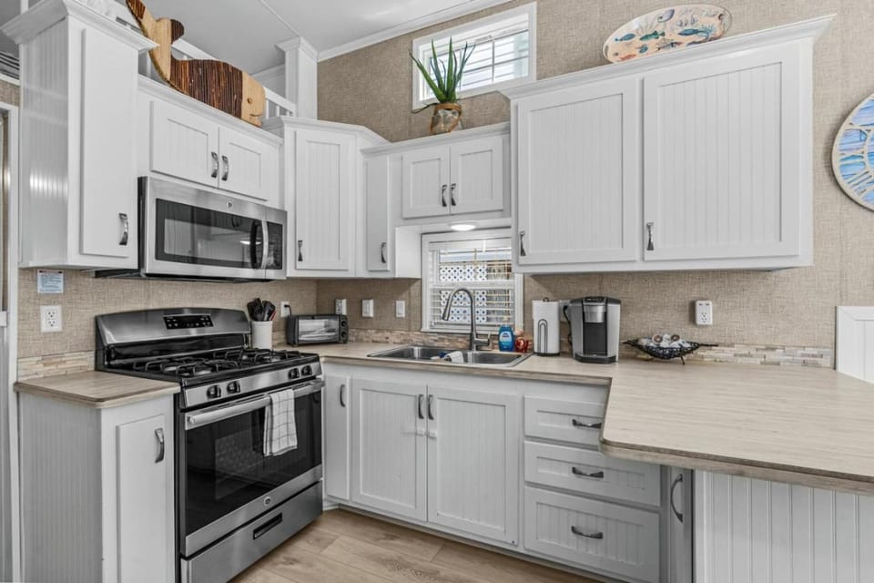 1779 - Ocean Lakes Getaway, Golf Cart and Beach Access! House in South Carolina